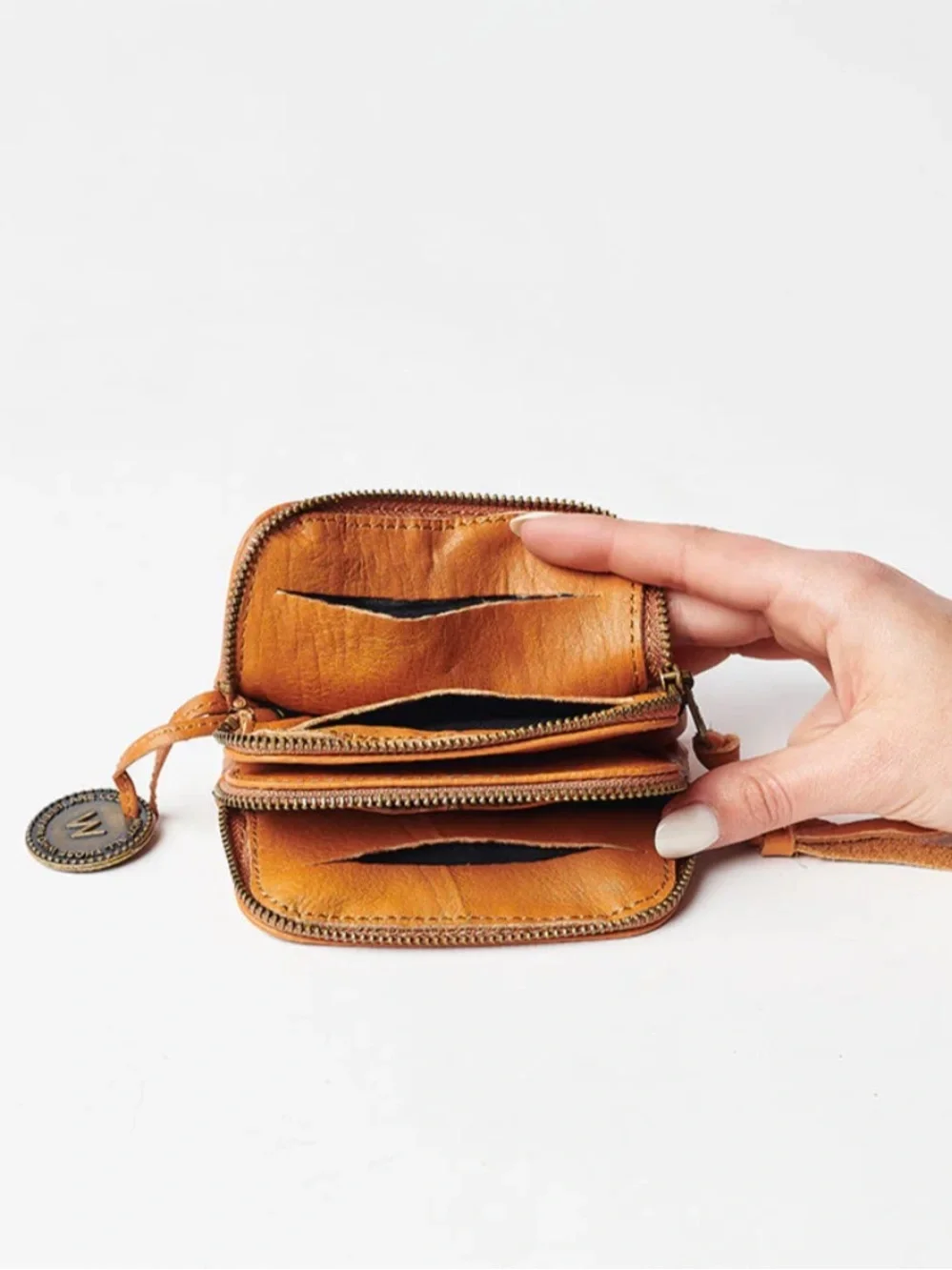 NWOT Wanderers Travel Co THE VENETIAN CARD WALLET